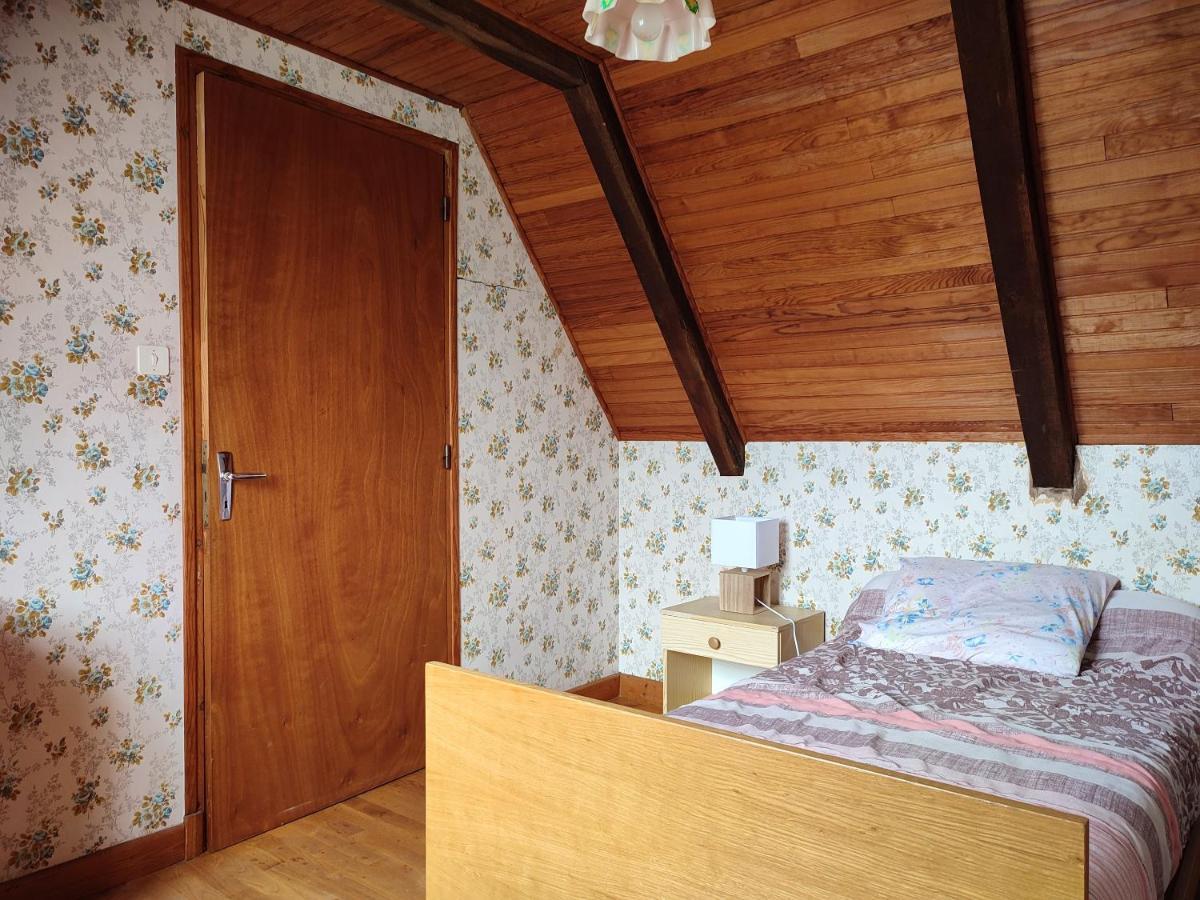 Maison Charmante A Florentin La Capelle Avec Jardin Et Vue Montagne エクステリア 写真